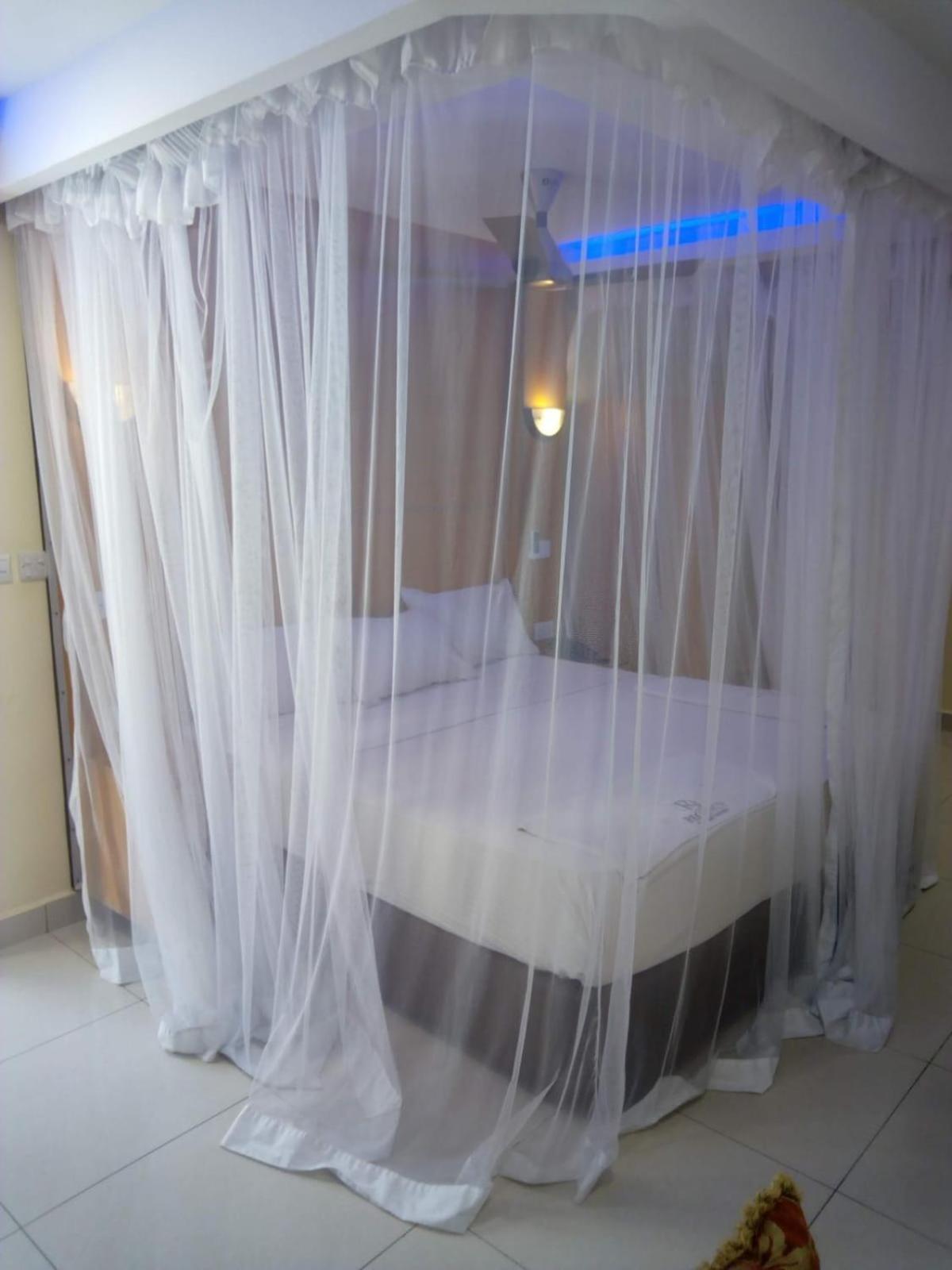 Glory Holiday Resort Mombasa Bagian luar foto